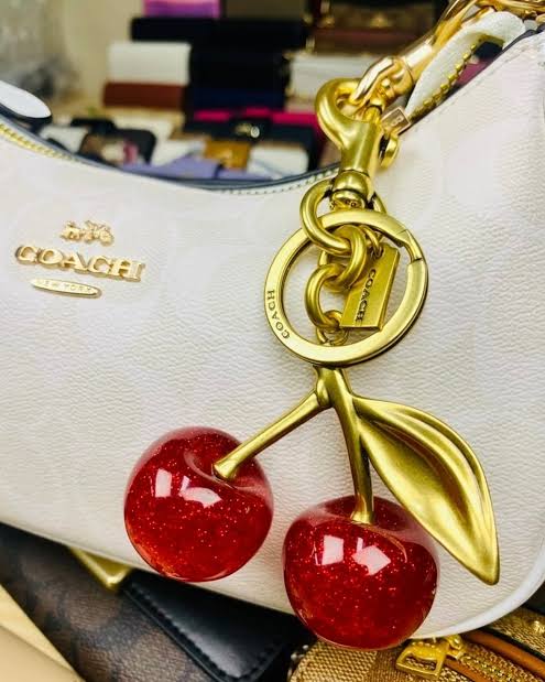 ACCESORIOS - by MISSJEWERLY & ACCESORIES