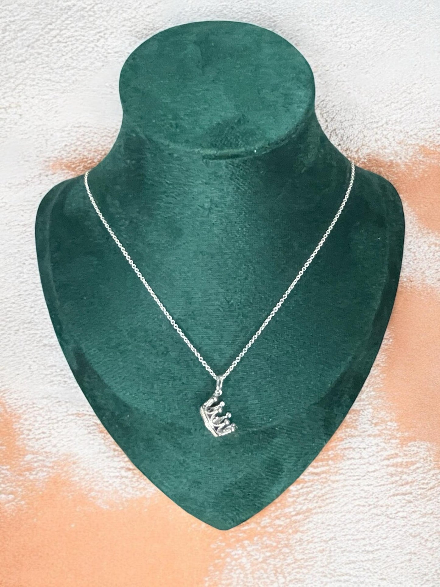 Collar Crown Charm in Silver