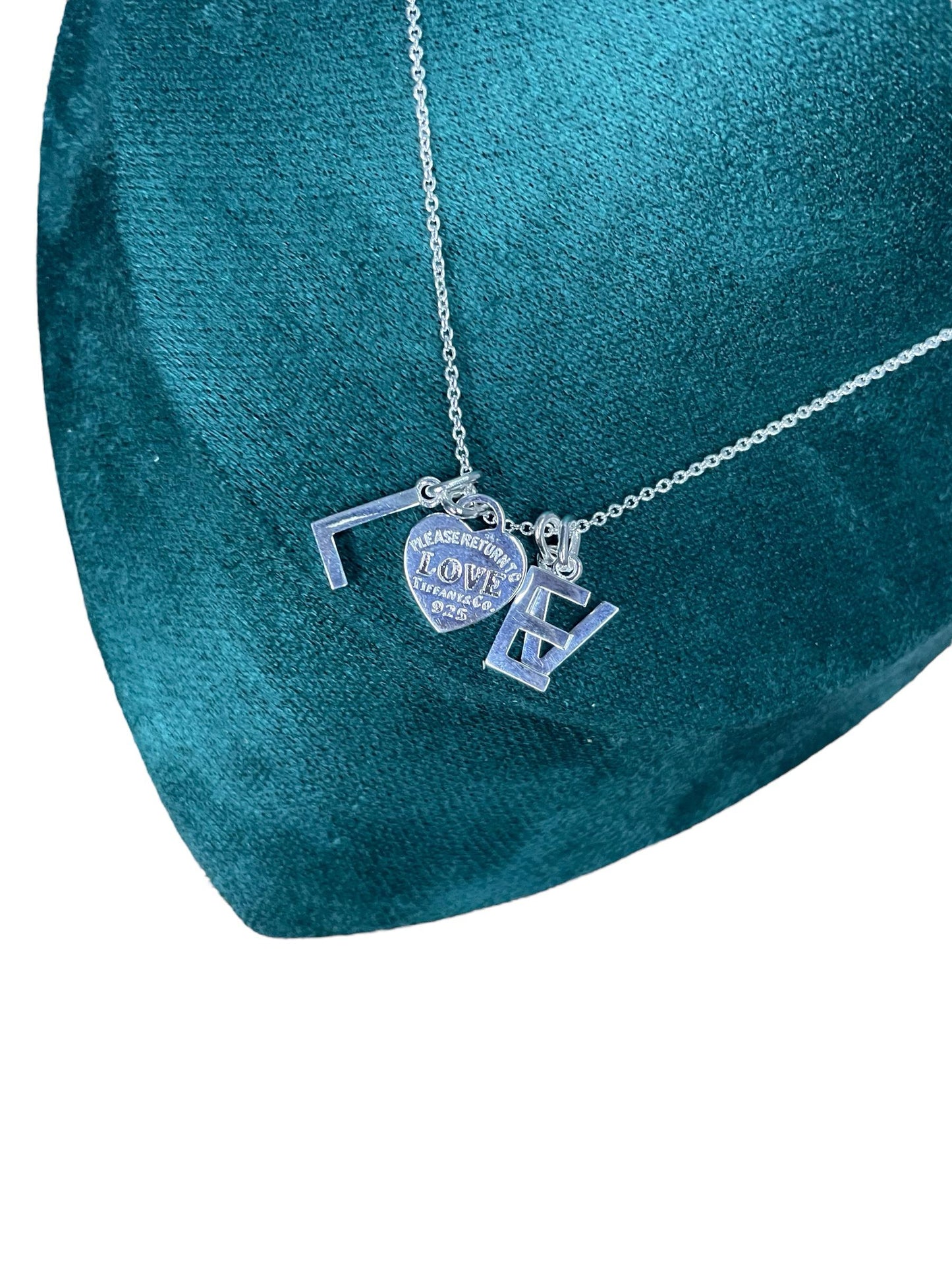 Collar Return To LOVE