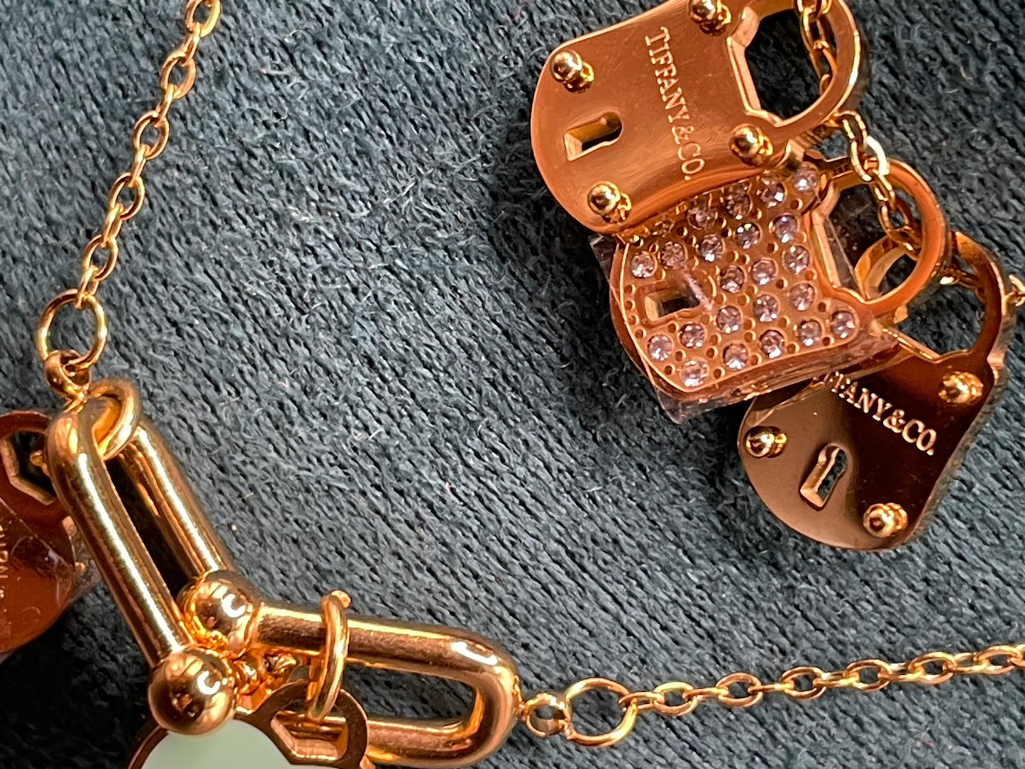 Return to LOVE (3Locks)