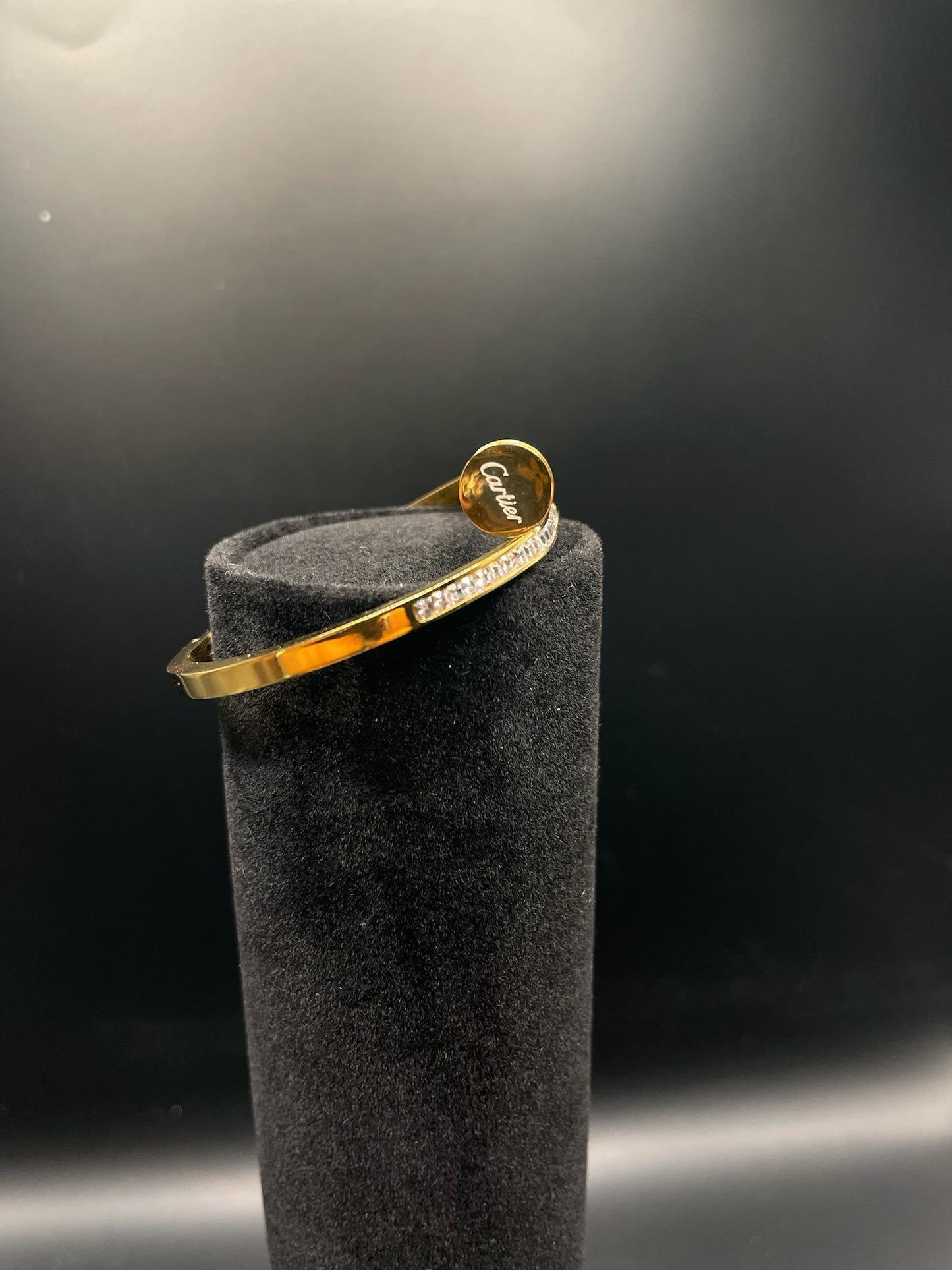 Micro-inlaid Zircon Nail Gold Bracalet