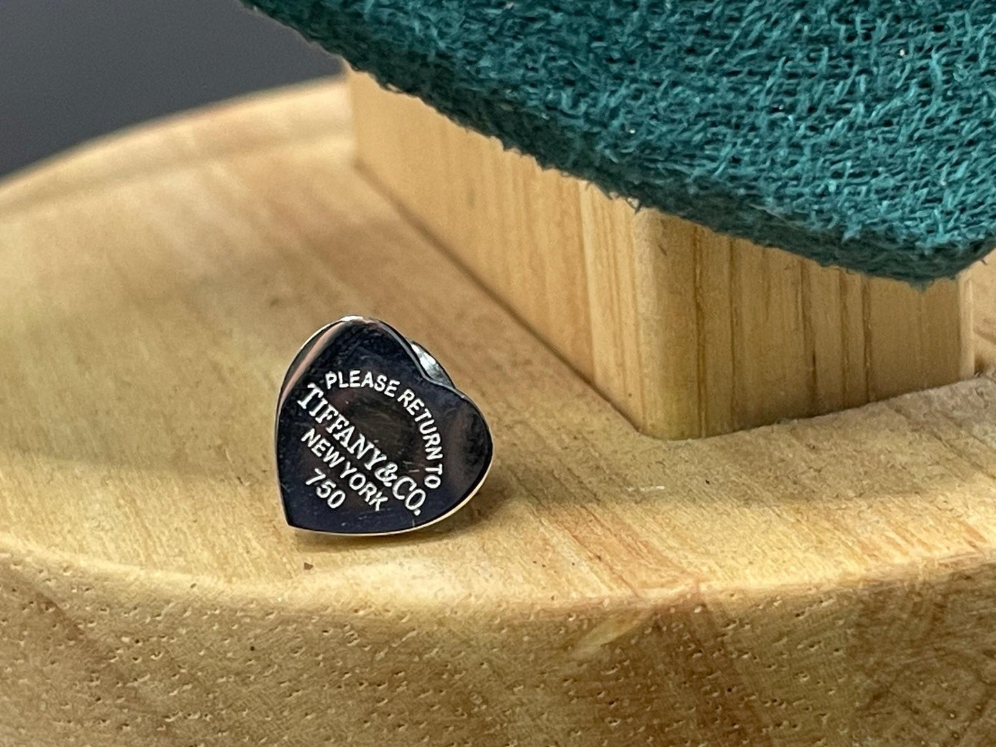 Return to LOVE (2 Blue mini LOVE)