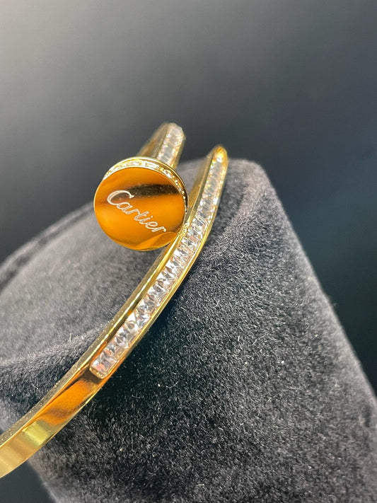 Micro-inlaid Zircon Nail Gold Bracalet